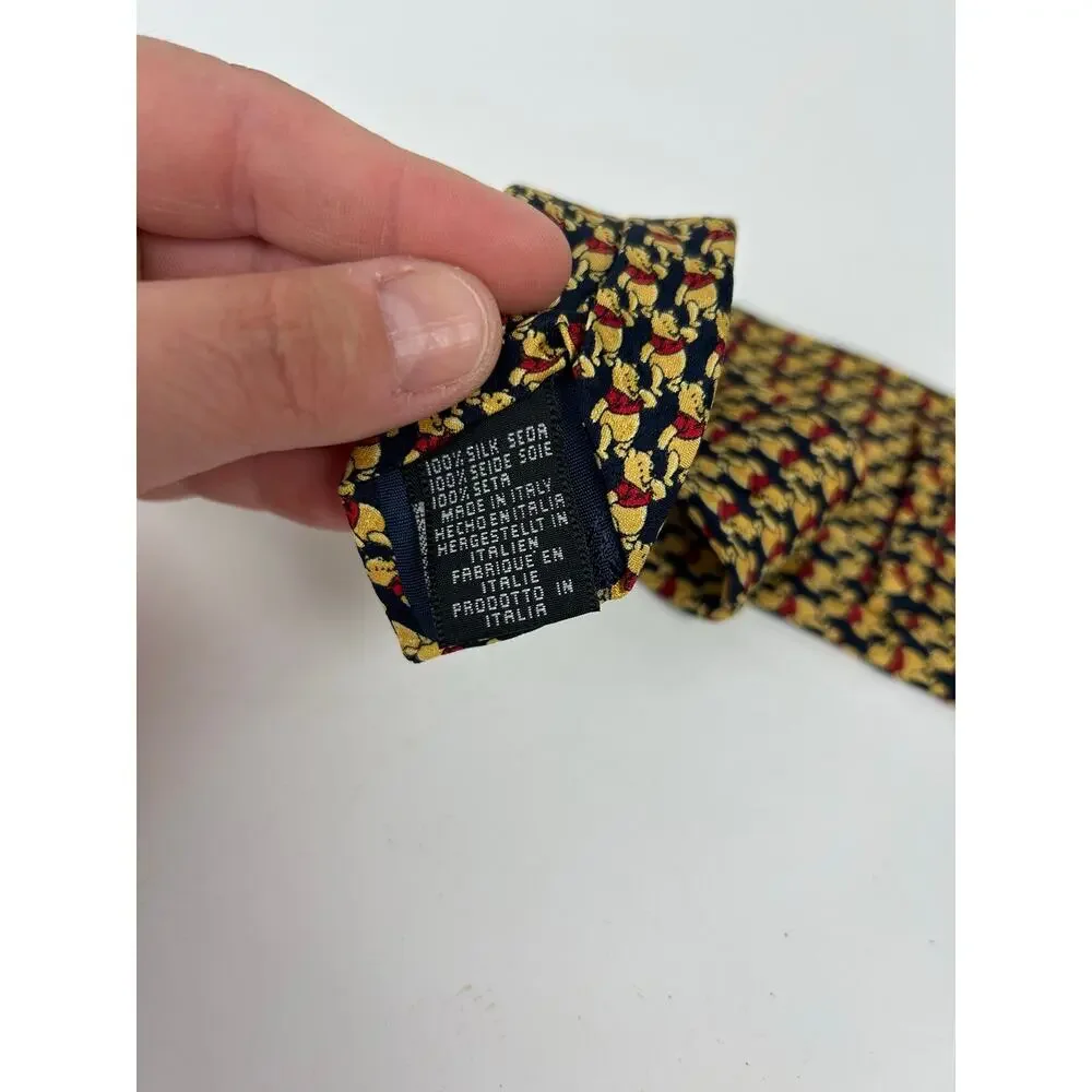 Vintage Disney Store Winnie The Pooh Men's Neck Tie 100% Silk Made in Italy